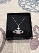 Vivienne Westwood   Bas Orb