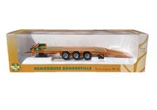 UNIVERSAL HOBBIES 2842 1:32