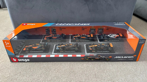Burago mclaren racing - mclaren,
