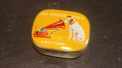 Hmv nipper halftone - nipper,