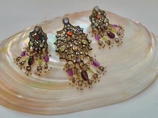 Semi-precious multicoloured stones intricate collectible jewellery set 