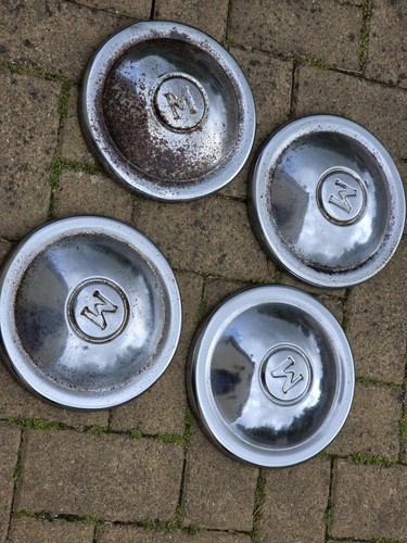Genuine morris minor hubcap - genuine,