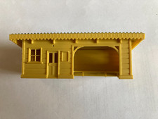 Hornby Railways R500 Station Waiting Room