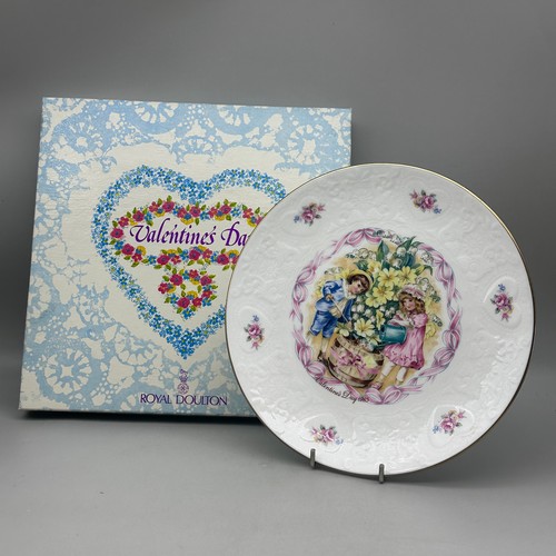 Royal doulton valentines day - doulton,