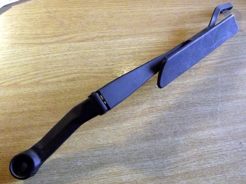 Windscreen wiper arm mazda - windscreen,