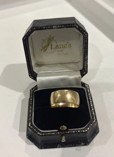 Men 9ct gold - men’s, thick