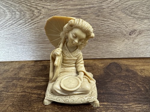 Vintage japanese sitting - vintage,