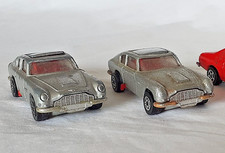 Pair Corgi Juniors James Bond