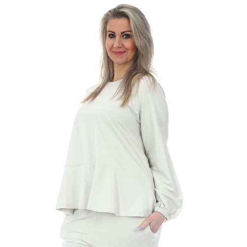 Ladies masai clothing - masai,