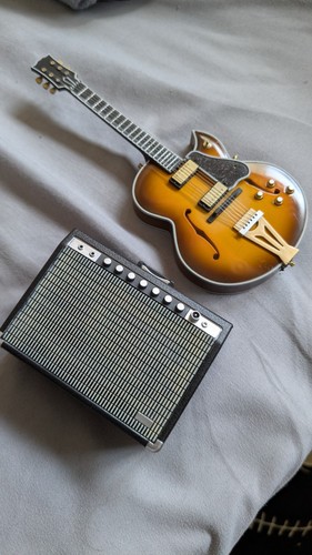 Enterbay elvis guitar amp - guitar, +