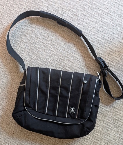 Crumpler messenger laptop bag - ,