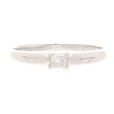 9Carat White Gold 0.15ct