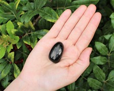 1 Jet Tumbled Stone (Premium