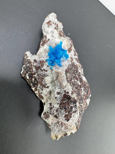 Blue cavansite stilbite - on,