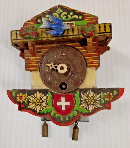 Small wooden vintage spring - small,