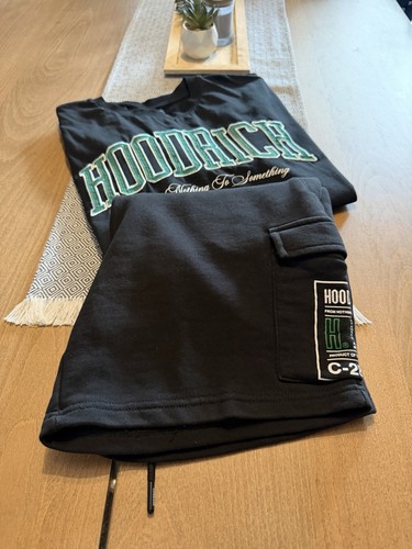 Men black and green - and,