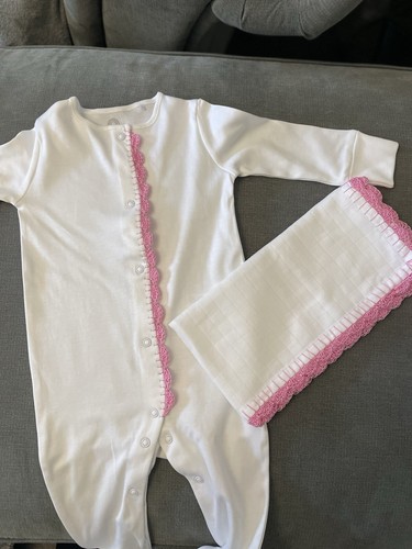 Romany babygrow - ,