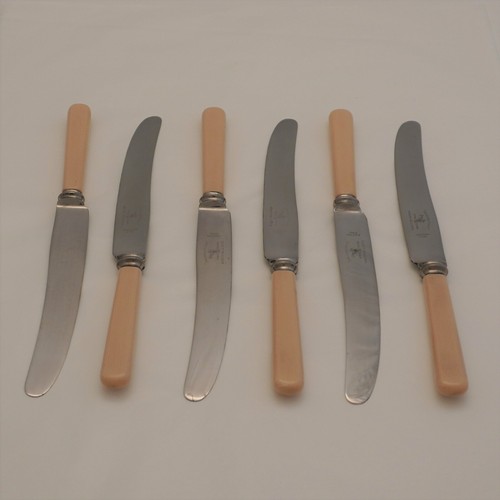Bone effect handle perfection - bone,