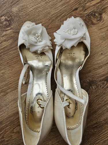 Debut ivory high - -heeled, satin