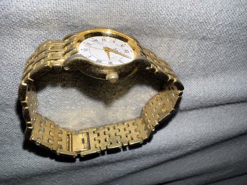 Vintage limit quartz watch - vintage,