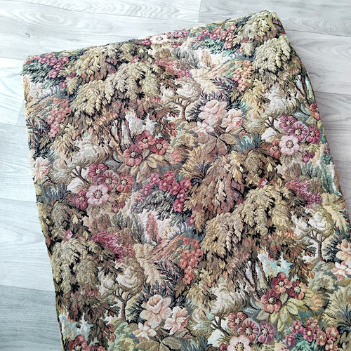 Vtg jacquard tapestry throw - tapestry,