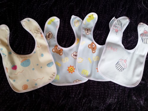 Baby bibs - x,