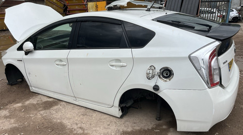 Toyota prius mk3 breaking - toyota,
