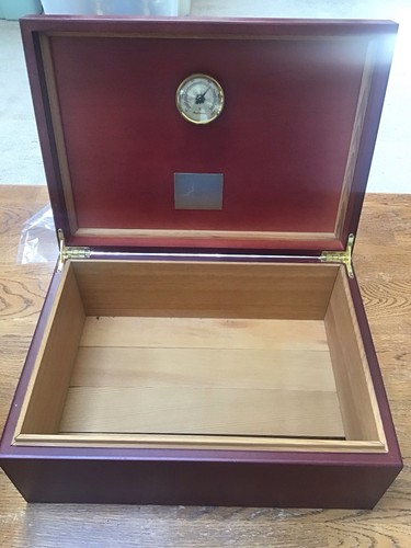 Vintage cigar humidor wood - vintage,