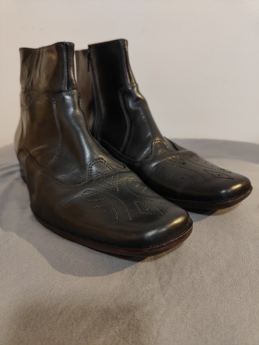 Rare y2k vintage - black, leather