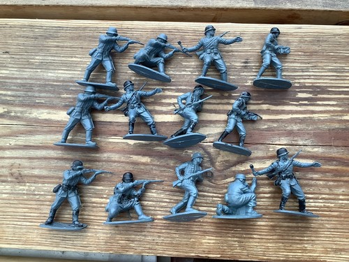 Airfix plastic toy soldiers - airfix,