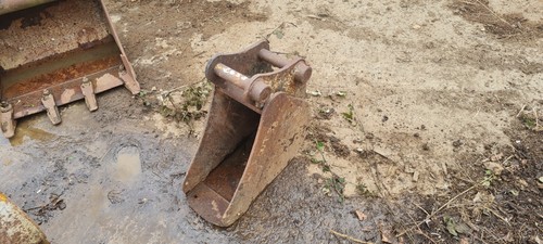 250mm excavator digging - 250mm,