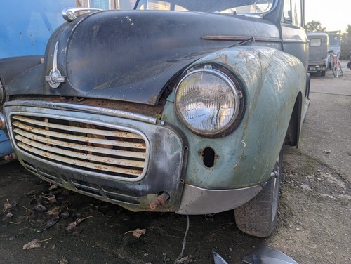 Morris minor front - morris, wing