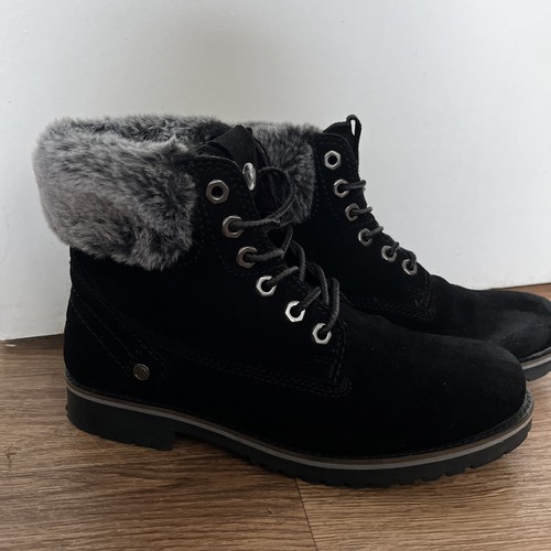Wrangler boots size 6 - boots,