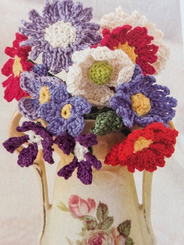 Pretty floral posy fake - floral,