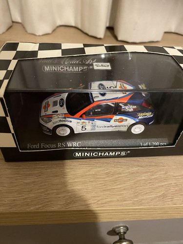 Minichamps 430 028905 - 1:43,