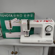 Toyota ECO26C Ergonomic Sewing