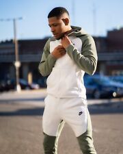 NIKE TECH FLEECE OLD SEASON