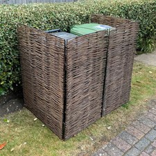 Double Wheelie Bin Screen 2