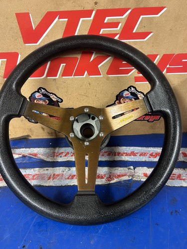 Momo steering wheel with boss - steering,