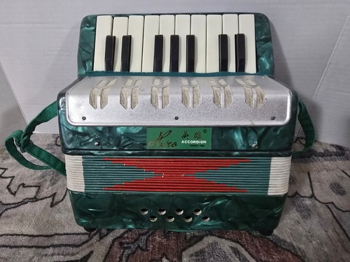 Vintage hero accordion - vintage,