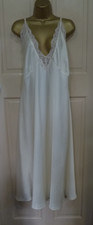 VINTAGE STYLE M&S CREAM SILKY GLOSSY SATIN LONG NIGHTDRESS PRETTY LACE SZ 22