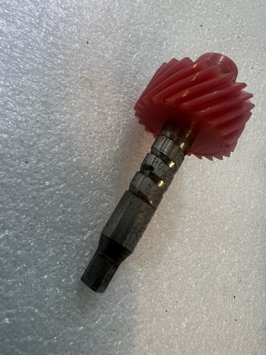 Gearbox speedo pinion - speedo, mg