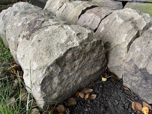 Half round coping - round,