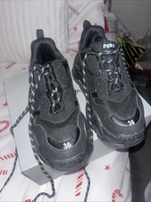 Balenciaga Triple S Black
