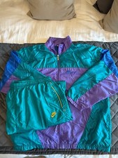 Nike Retro Tracksuit 90’s / Rare Shell Suit 