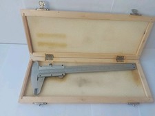 Vernier Caliper  0-150mm In Wooden Case Stainless Hardened 