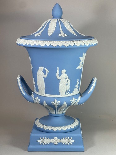 Wedgwood blue jasperware - wedgwood,