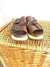 Art Company Women's Sandals Size 4 VGC Brown Leather Platform Sole