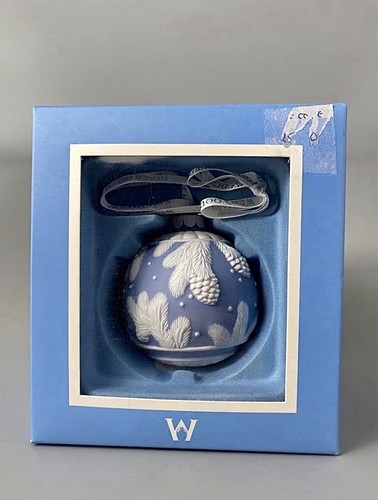 Boxed wedgwood blue jasperware - blue,