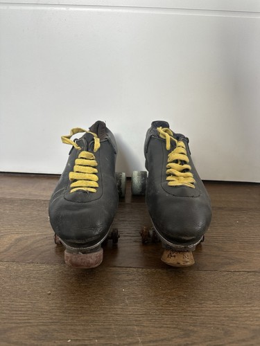Vintage leather roller skates - roller,